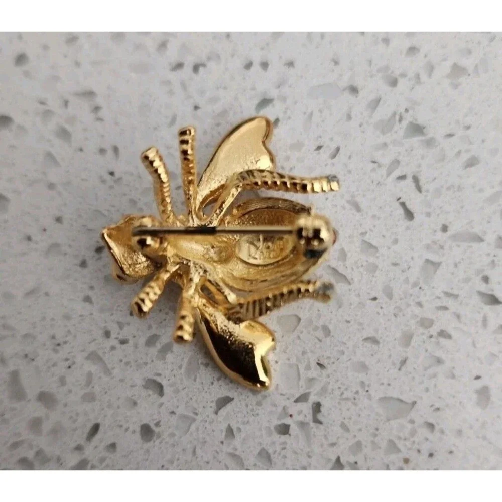 Joan Rivers 10 Ten Interchangeable Bee Pin Brooch Classic Collection